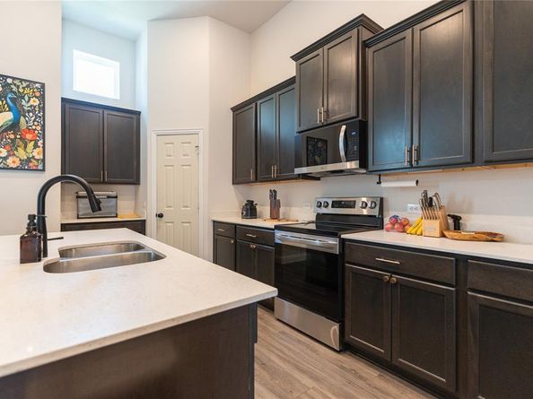 532 E 2nd Street , Irving Texas 75060
