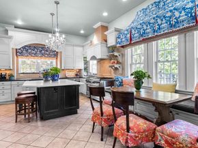 1001  Elizabeth Boulevard , Fort Worth Texas 76110