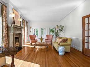 1001  Elizabeth Boulevard , Fort Worth Texas 76110