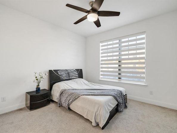 10736  Smoky Oak Trail  , Argyle Texas 76226