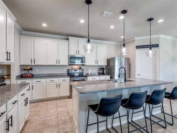 1000  Marietta Lane , Aubrey Texas 76227