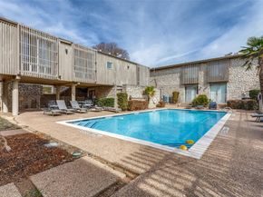 4500  Westridge Avenue  16, Fort Worth Texas 76116