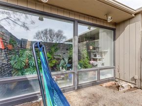 4500  Westridge Avenue  16, Fort Worth Texas 76116