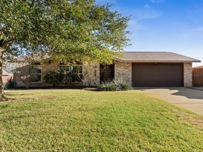 3736  Pageant Place , Dallas Texas 75244