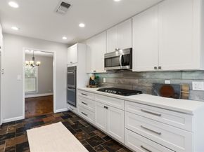 3736  Pageant Place , Dallas Texas 75244