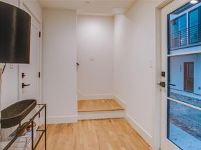 7207  Gaston Avenue  1006, Dallas Texas 75206