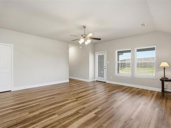 2712  Empire Street , Denton Texas 76209