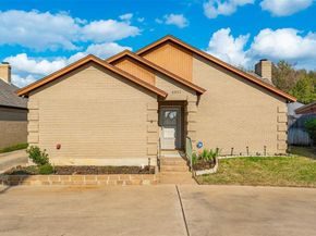 5821  Ridgerock Court , Fort Worth Texas 76132