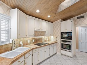 5821  Ridgerock Court , Fort Worth Texas 76132