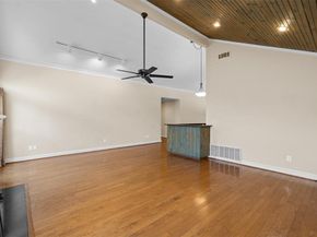 5821  Ridgerock Court , Fort Worth Texas 76132