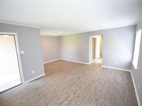 8910-8912  Greenmound Avenue , Dallas Texas 75227