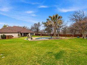 312  Lakeside Oaks Circle , Lakeside Texas 76135