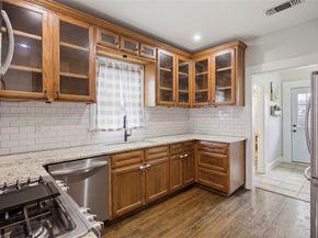 1421 S Adams Street , Fort Worth Texas 76104