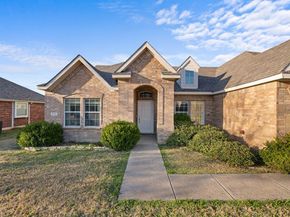 2721  Clubhouse Drive , Denton Texas 76210