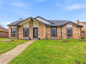 2929  Kingswood Drive , Garland Texas 75040