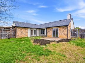 2929  Kingswood Drive , Garland Texas 75040