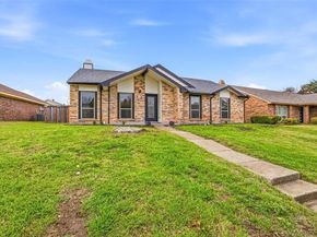 2929  Kingswood Drive , Garland Texas 75040