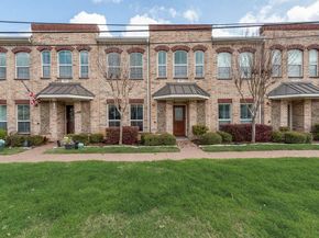 207 S Kealy Avenue , Lewisville Texas 75057