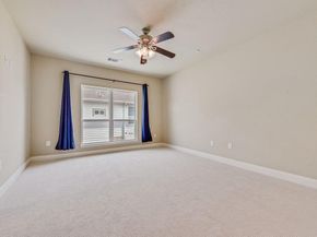 207 S Kealy Avenue , Lewisville Texas 75057