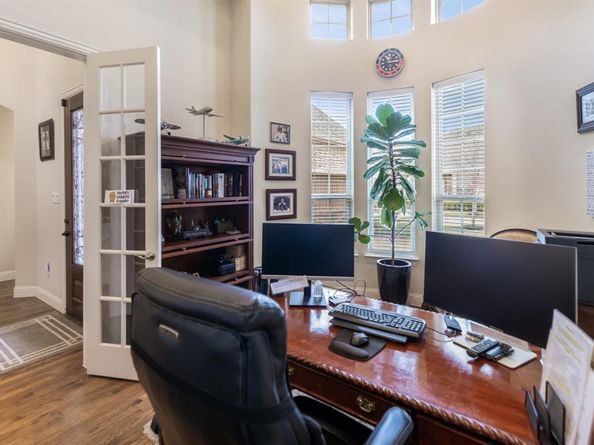 1121  Prairie Ridge Lane , Arlington Texas 76005