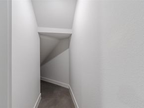 1144  Lavender Ridge , Dallas Texas 75204