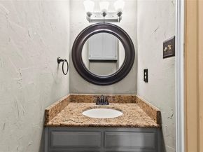 4914  Creekridge Lane , Garland Texas 75043