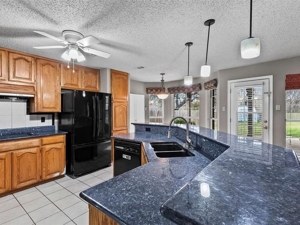 4914  Creekridge Lane , Garland Texas 75043