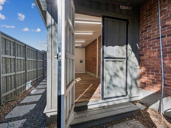 6848  Midcrest Drive , Dallas Texas 75254