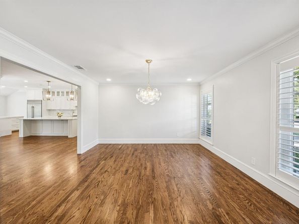 6848  Midcrest Drive , Dallas Texas 75254