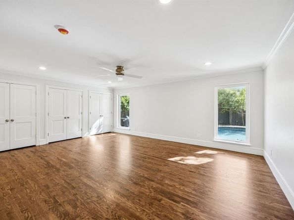 6848  Midcrest Drive , Dallas Texas 75254