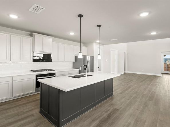 1413  Tipperary Drive , Celina Texas 75009