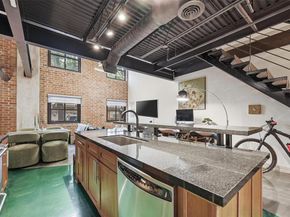 3110  Thomas Avenue  105, Dallas Texas 75204