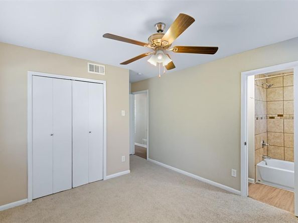 6832  Carioca Circle , Dallas Texas 75241