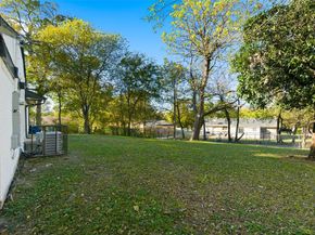 6832  Carioca Circle , Dallas Texas 75241