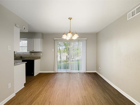 6832  Carioca Circle , Dallas Texas 75241