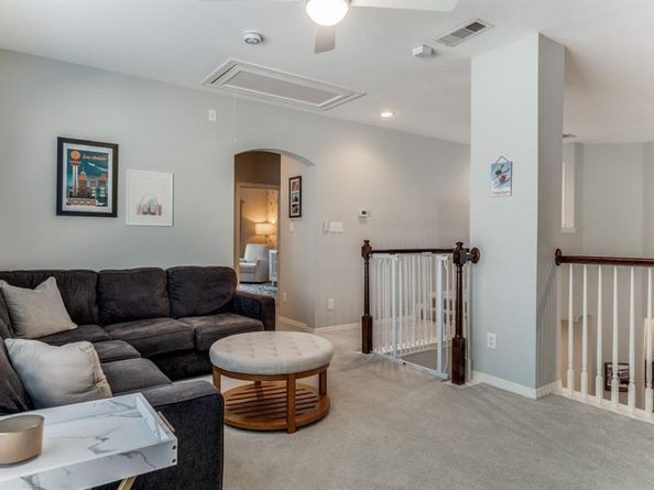 7915  Enclave Way , Dallas Texas 75218