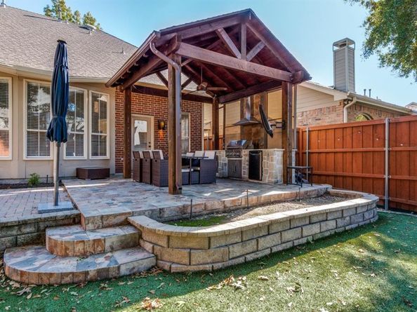 7915  Enclave Way , Dallas Texas 75218