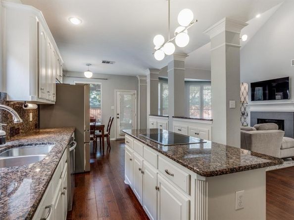 7915  Enclave Way , Dallas Texas 75218