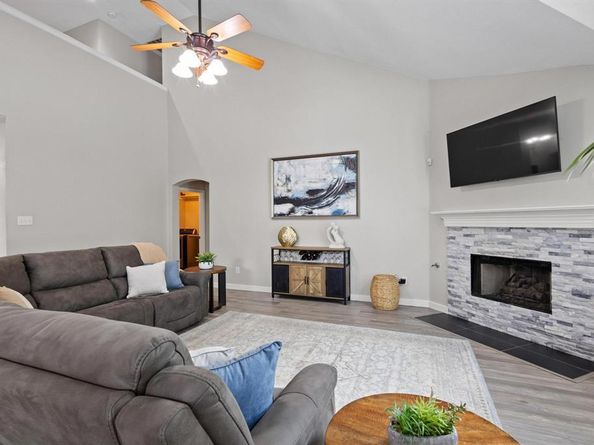 3905  Park Wood Drive , Corinth Texas 76208