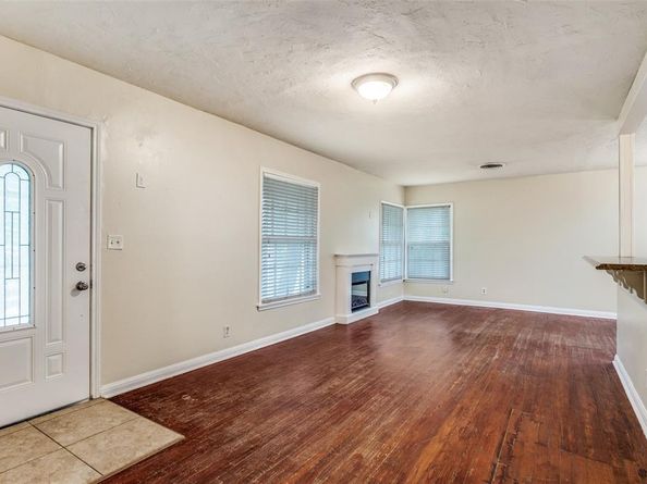 7349  Brazos Avenue , Fort Worth Texas 76116