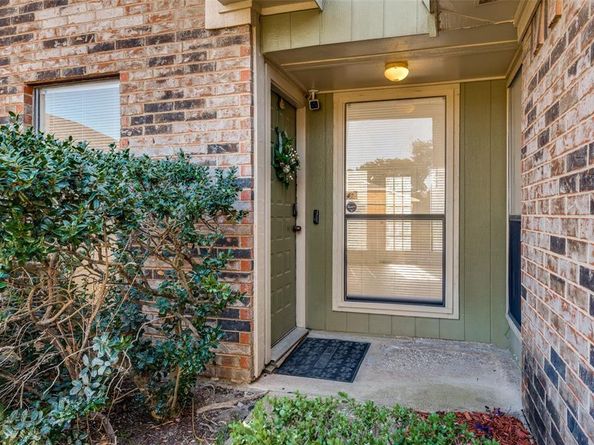 2002  Verlaine Drive , Carrollton Texas 75007