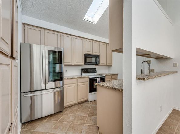 2002  Verlaine Drive , Carrollton Texas 75007