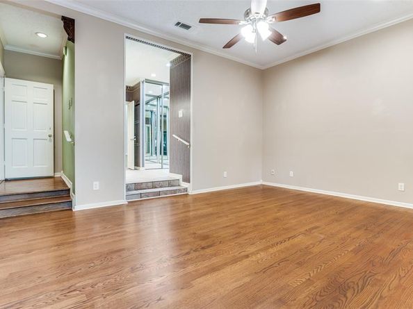 5082  Westgrove Drive , Dallas Texas 75248