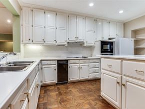 5082  Westgrove Drive , Dallas Texas 75248