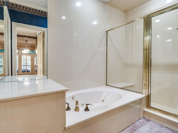 5082  Westgrove Drive , Dallas Texas 75248