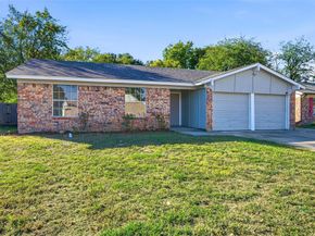 5608  Twin Oaks Drive , Haltom City Texas 76148