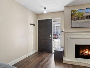 15912  Archwood Lane  1016, Dallas Texas 75248