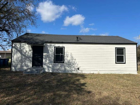 2934  Morgan Drive , Dallas Texas 75241