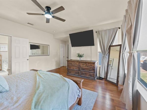 305  Maverick Trail , Oak Point Texas 75068