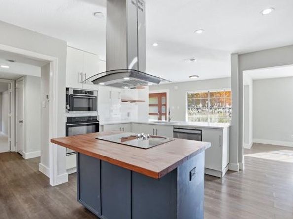 2015  Wimbledon Drive , Arlington Texas 76017